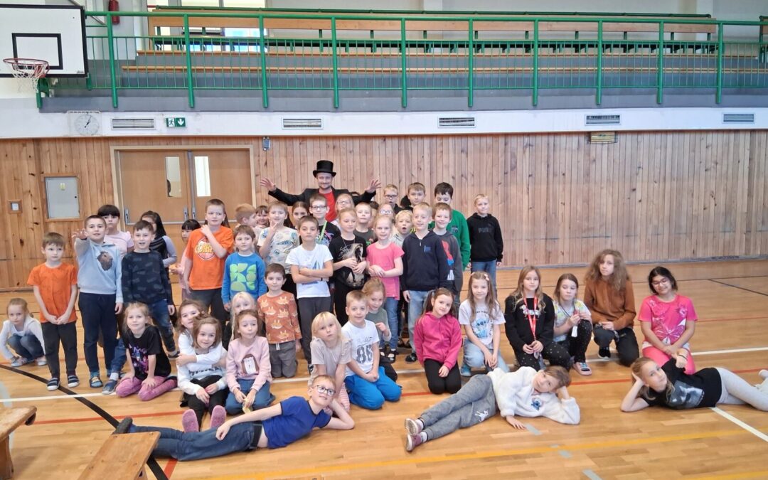 Kouzelník Čaroslav ve školní družině